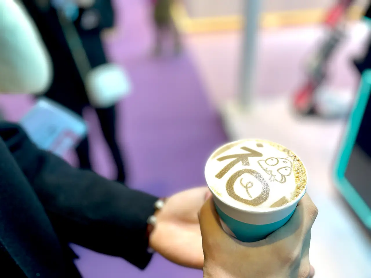 Shopping mall and retail deployment overview